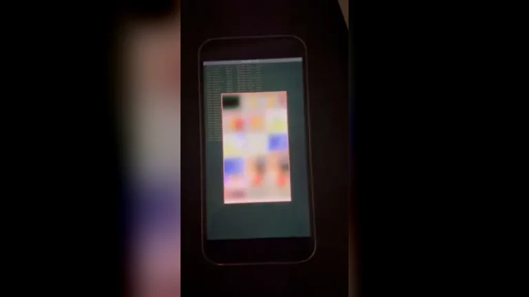 Lưới ảnh đã làm mờ trong clip tố iPhone giữ lại ảnh đã xóa ở thư mục PhotoData
