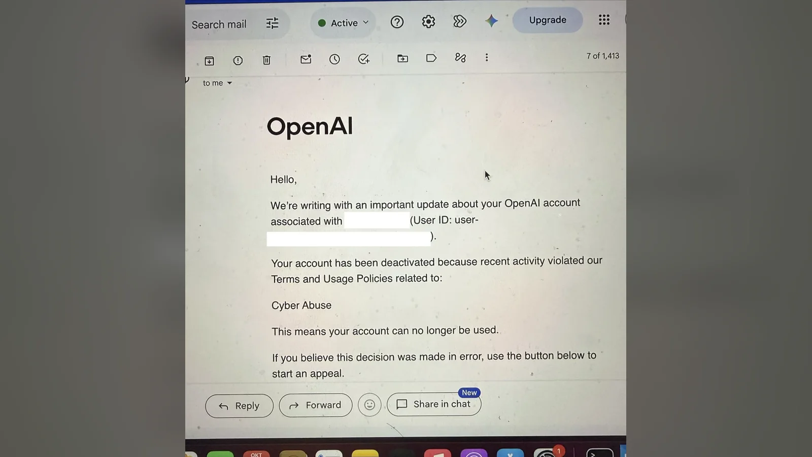 Ảnh chụp email OpenAI báo tài khoản bị vô hiệu hóa vì vi phạm chính sách liên quan đến Cyber Abuse